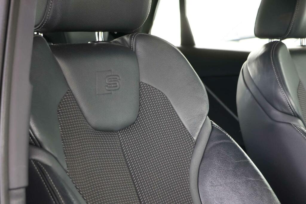 Audi Q2 S Line Green #6
