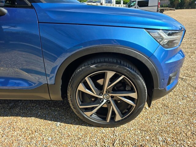 Volvo XC40 T5 First Edition Suv HG18BGF Blue #6