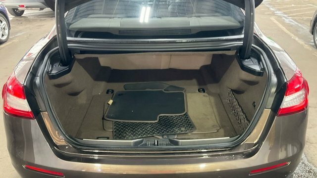 Maserati Quattroporte 3.0D V6 U10448 White #9