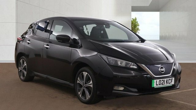 Nissan Leaf E N-connecta Hatchback Black