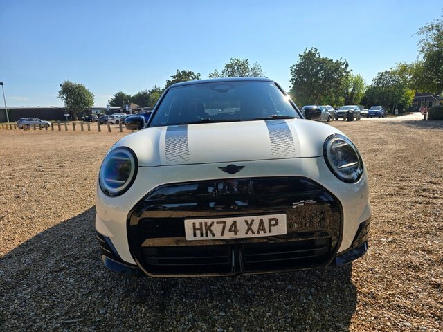 Mini Electric 54.2Kwh Sport Hatchback White #2