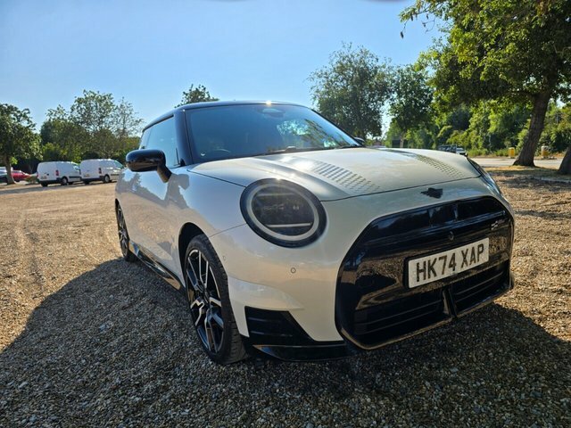 Mini Electric 54.2Kwh Sport Hatchback White