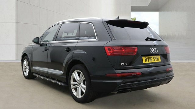 Audi Q7 Tdi V6 S Line Black #6