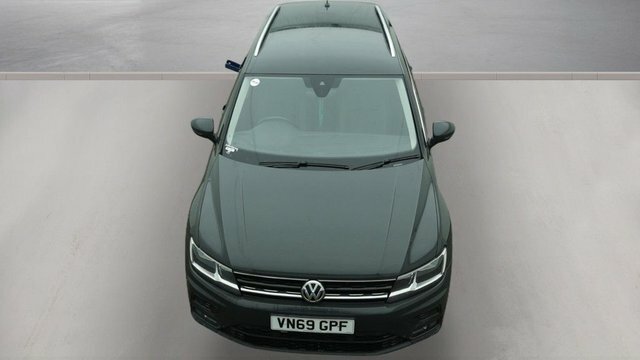 Volkswagen Tiguan Tsi Evo Match Suv VN69GPF Grey #2