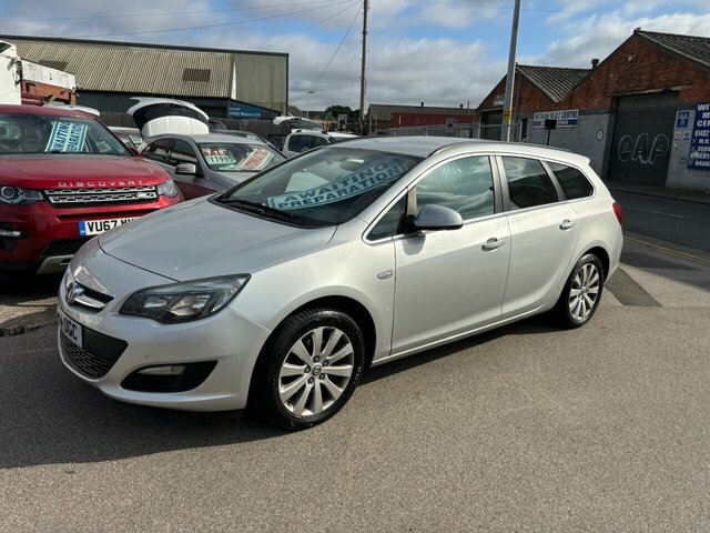 Vauxhall Astra Estate Silver #3