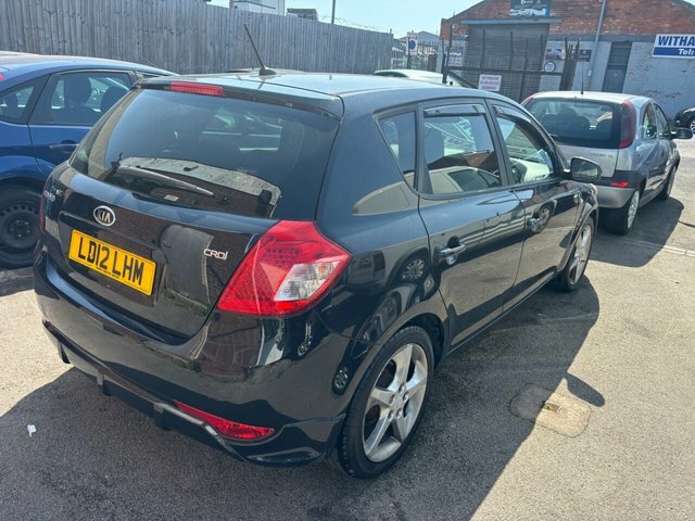 Kia Ceed Hatchback Black #3