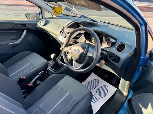 Ford Fiesta  Blue #9
