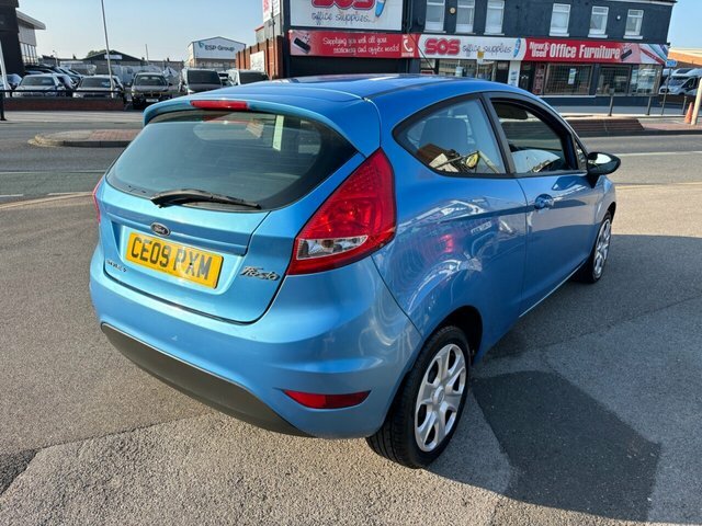 Ford Fiesta  Blue #7