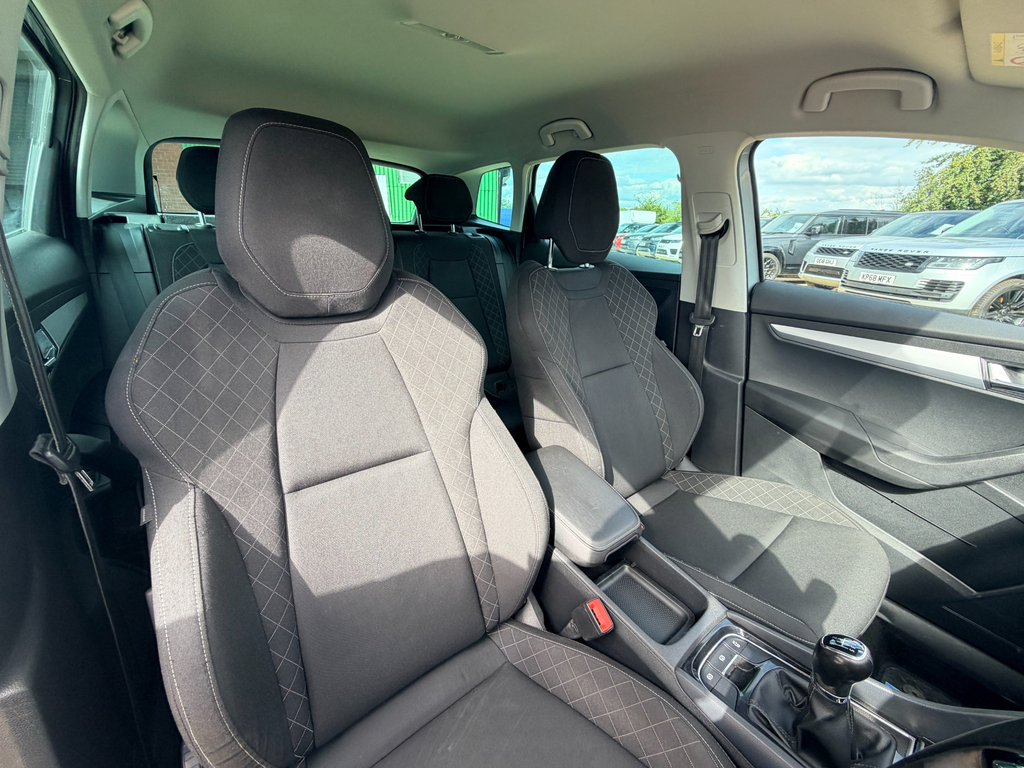 Skoda Karoq Karoq Edition Tdi Scr 4X4 White #42