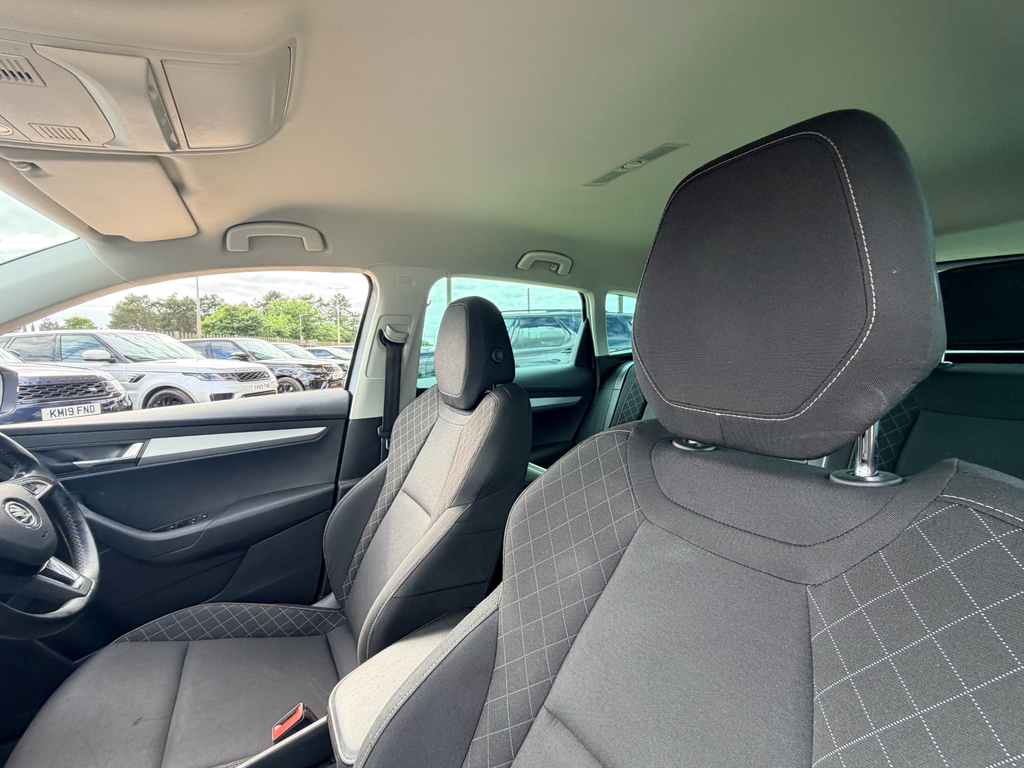 Skoda Karoq Karoq Edition Tdi Scr 4X4 White #63