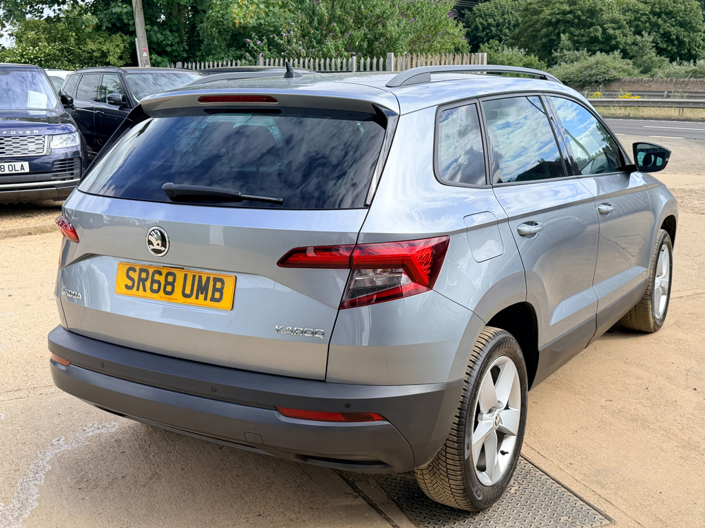 Skoda Karoq Karoq Edition Tdi Scr 4X4 White #25