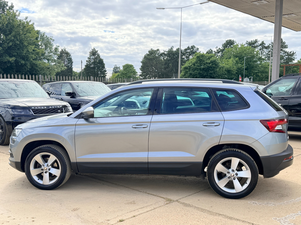 Skoda Karoq Karoq Edition Tdi Scr 4X4 White #36