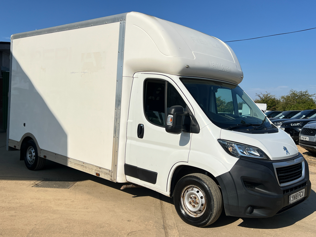 Peugeot Boxer 2.0 Bluehdi 335 Chassis Cab L3 E YN18FCV White #2