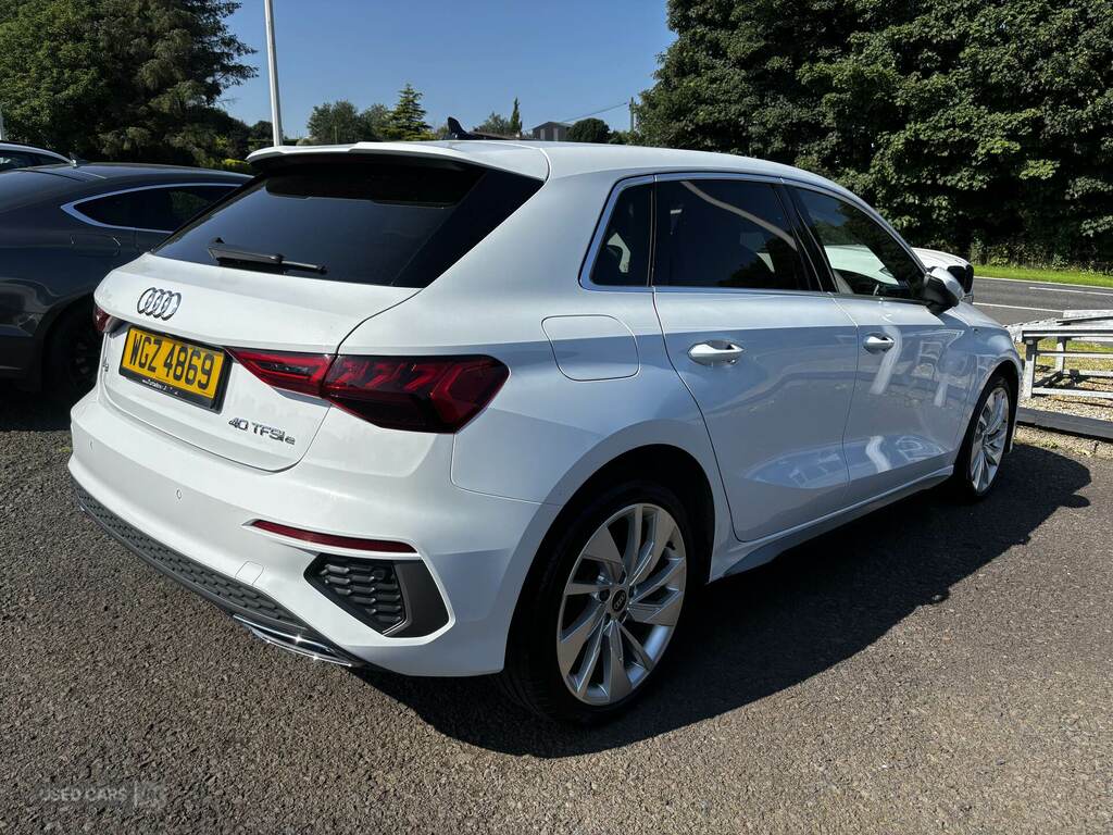 Audi A3 40 Tfsi E S Line S Tronic WGZ4869 White #3