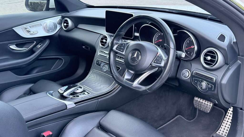 Mercedes-Benz C Class 2.0 C 200 Amg Line Premium YD67BHZ White #3