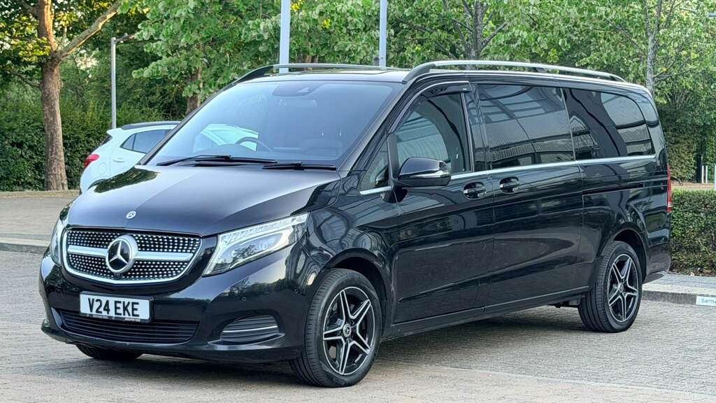 Mercedes-Benz V Class 2.1 V250 Sport Bluetec Black #3
