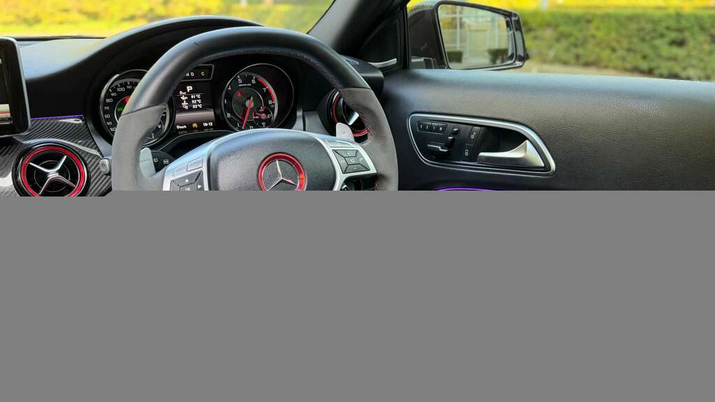 Mercedes-Benz GLA Class Gla 200D Amg Line White #17