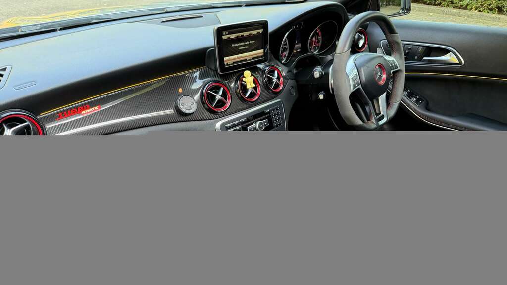Mercedes-Benz GLA Class Gla 200D Amg Line White #12