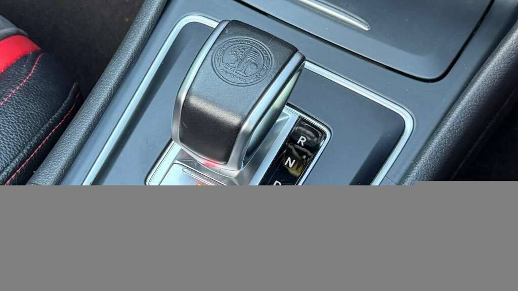 Mercedes-Benz GLA Class Gla 200D Amg Line White #26