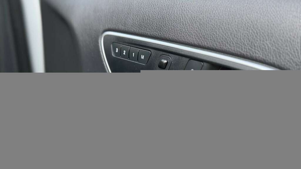 Mercedes-Benz GLA Class Gla 200D Amg Line White #11