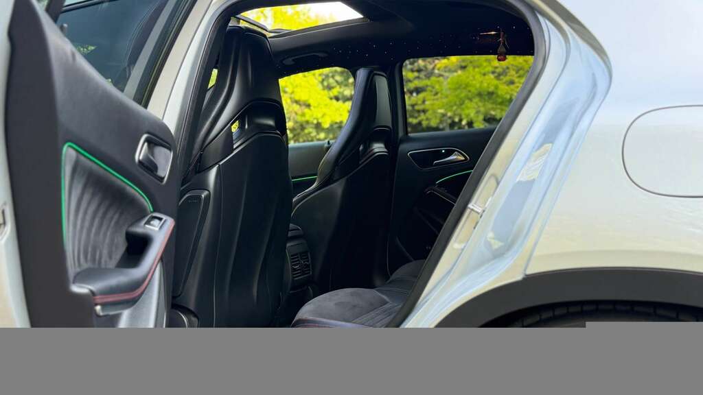 Mercedes-Benz GLA Class Gla 200D Amg Line White #14