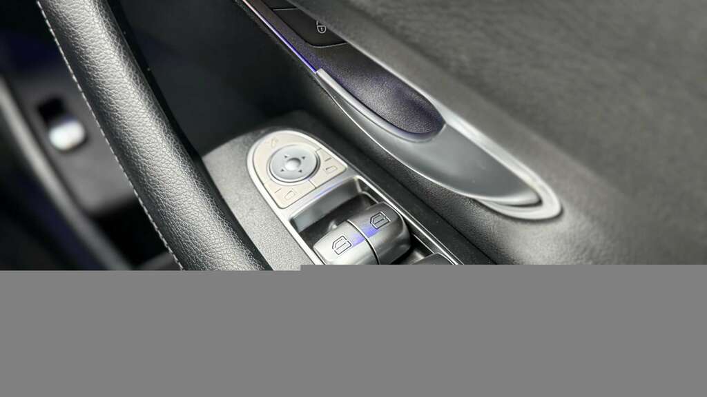 Mercedes-Benz E Class E300 Amg Line Night Ed Premium Plus 9G-tronic Silver #35