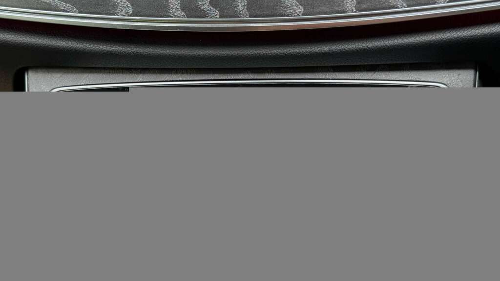 Mercedes-Benz E Class E300 Amg Line Night Ed Premium Plus 9G-tronic Silver #42