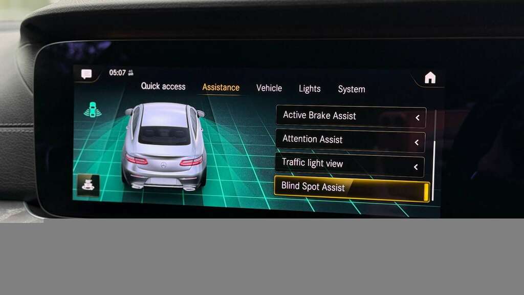 Mercedes-Benz E Class E300 Amg Line Night Ed Premium Plus 9G-tronic Silver #23