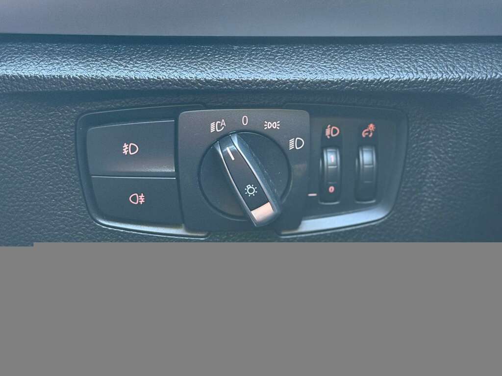 BMW 2 Series 2.0 220D M Sport White #6