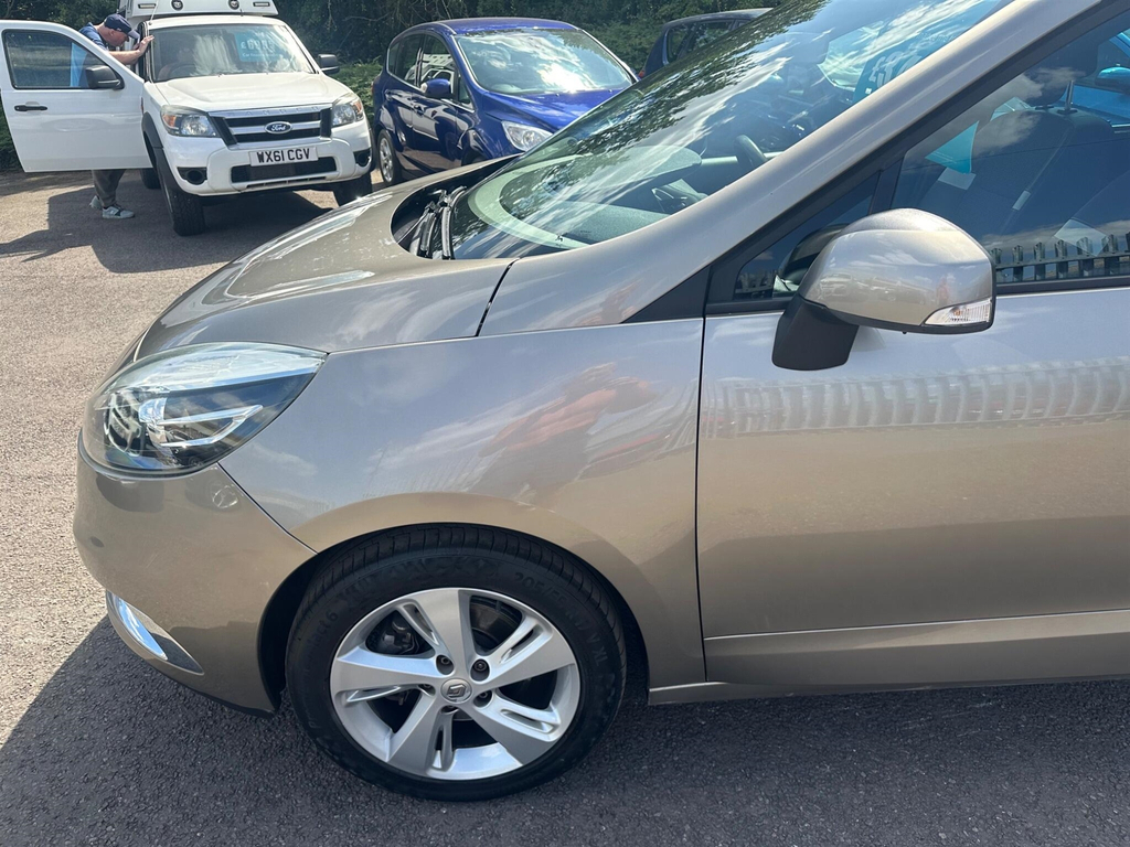 Renault Scenic 1.5 Dynamique Tomtom Dci 110 Bhp Stunning Low Silver #17