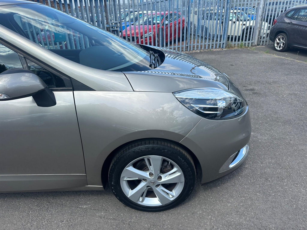 Renault Scenic 1.5 Dynamique Tomtom Dci 110 Bhp Stunning Low Silver #49