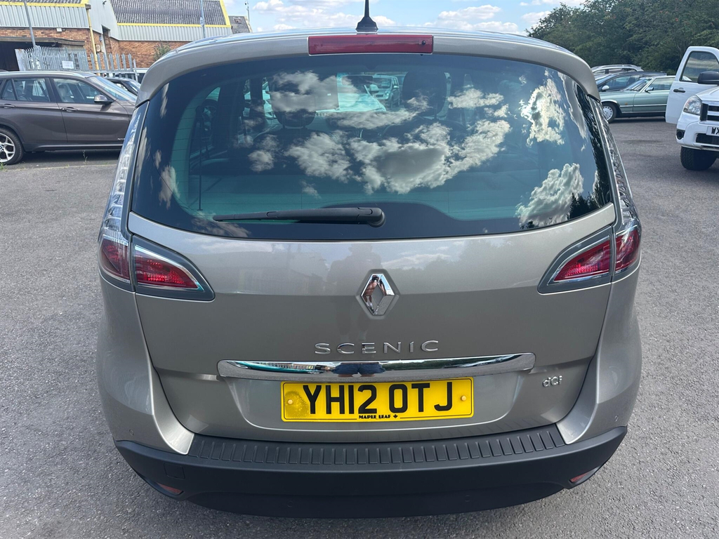 Renault Scenic 1.5 Dynamique Tomtom Dci 110 Bhp Stunning Low Silver #28