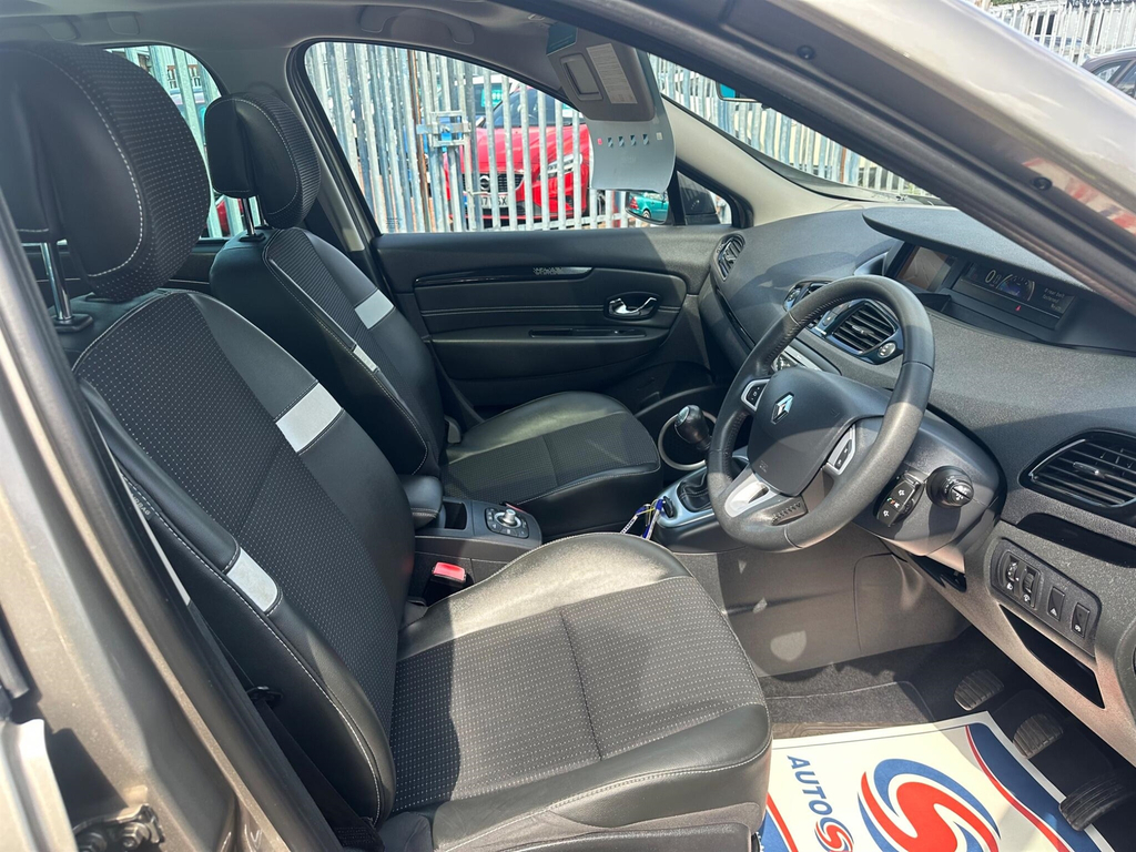 Renault Scenic 1.5 Dynamique Tomtom Dci 110 Bhp Stunning Low Silver #22