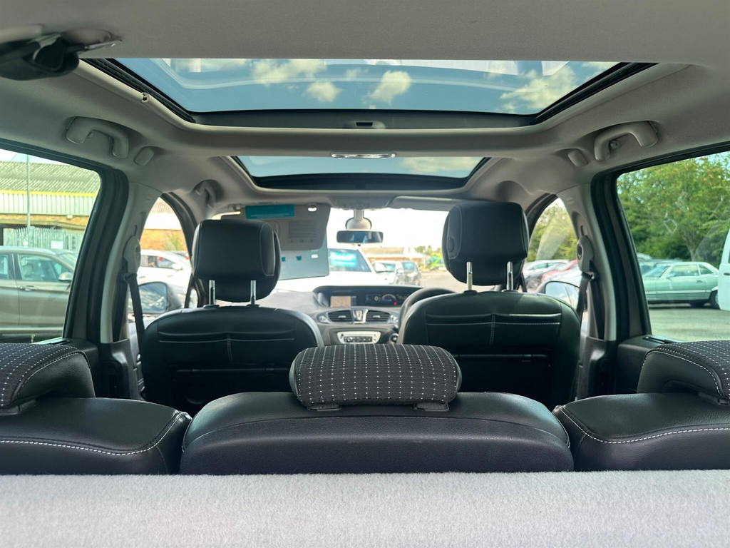 Renault Scenic 1.5 Dynamique Tomtom Dci 110 Bhp Stunning Low Silver #55