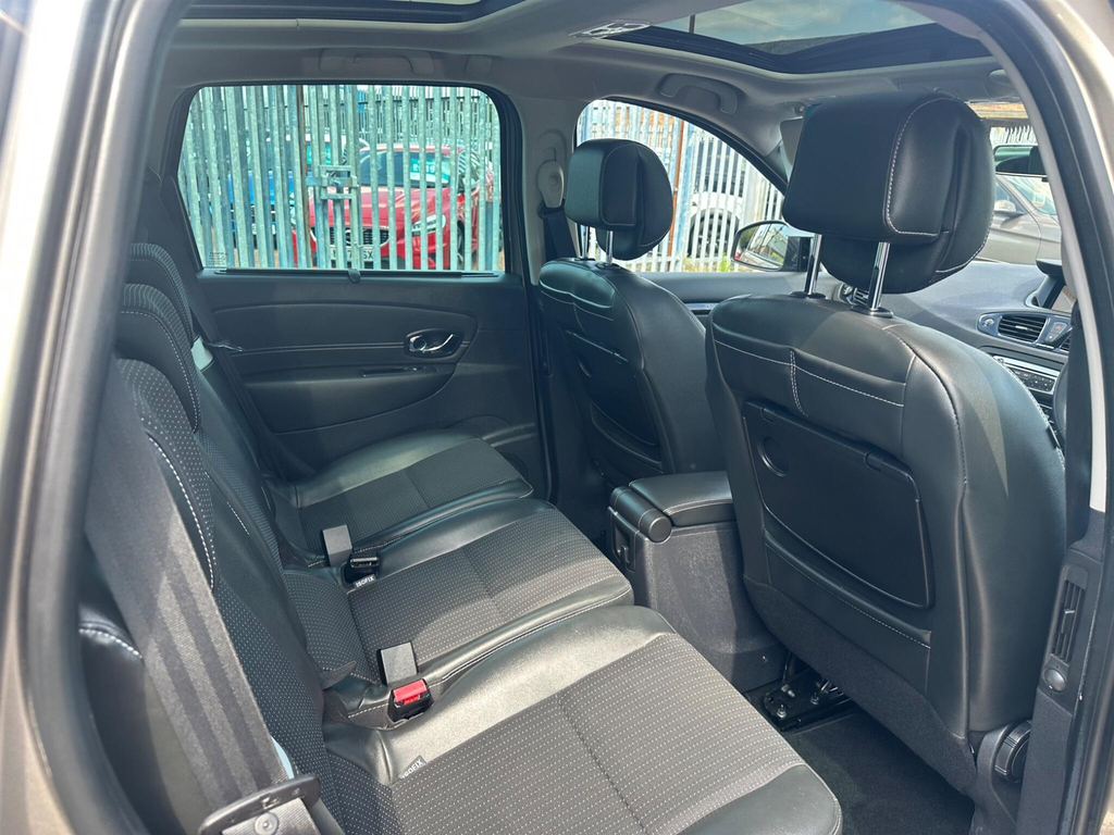 Renault Scenic 1.5 Dynamique Tomtom Dci 110 Bhp Stunning Low Silver #26
