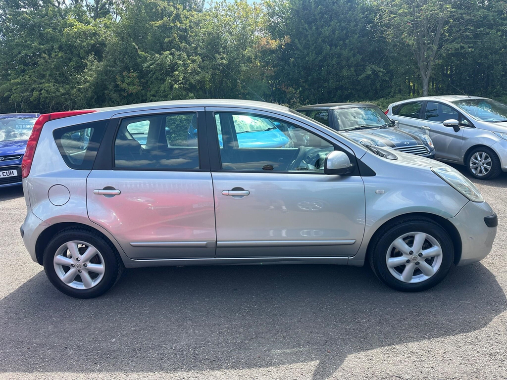 Nissan Note 1.4 16V Se Silver #4