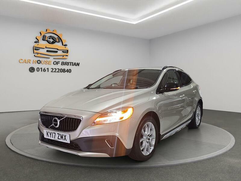 Volvo V40 Cross Country 2.0 D3 Pro Euro 6 S S 