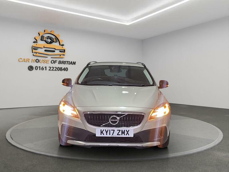 Volvo V40 Cross Country 2.0 D3 Pro Euro 6 S S #3