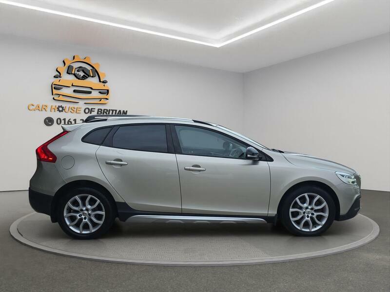Volvo V40 Cross Country 2.0 D3 Pro Euro 6 S S #5
