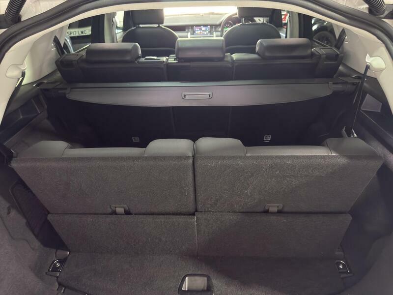 Land Rover Discovery Sport 2.0 Td4 180 Hse Black Black #36