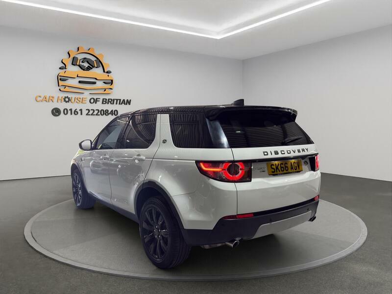 Land Rover Discovery Sport 2.0 Td4 180 Hse Black Black #8