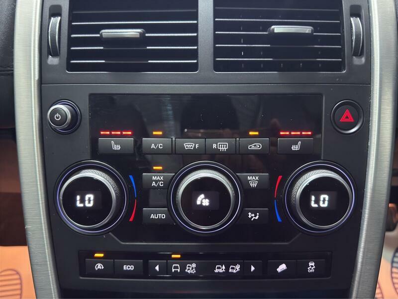 Land Rover Discovery Sport 2.0 Td4 180 Hse Black Black #13