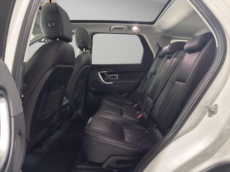 Land Rover Discovery Sport 2.0 Td4 180 Hse Black Black #26
