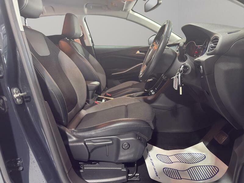 Vauxhall Grandland X 1.2 Turbo Sport Nav 8 Speed White #21