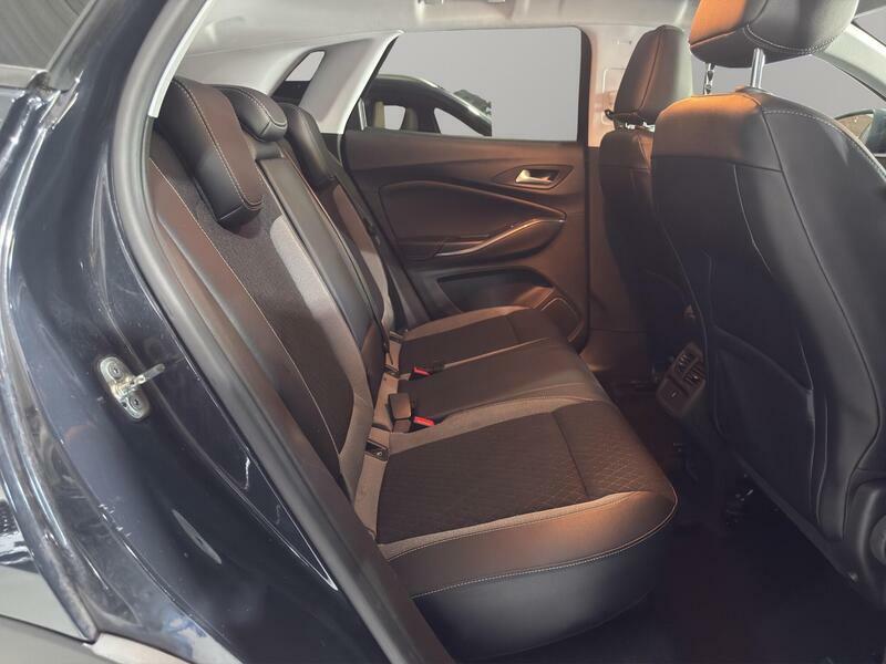 Vauxhall Grandland X 1.2 Turbo Sport Nav 8 Speed White #27