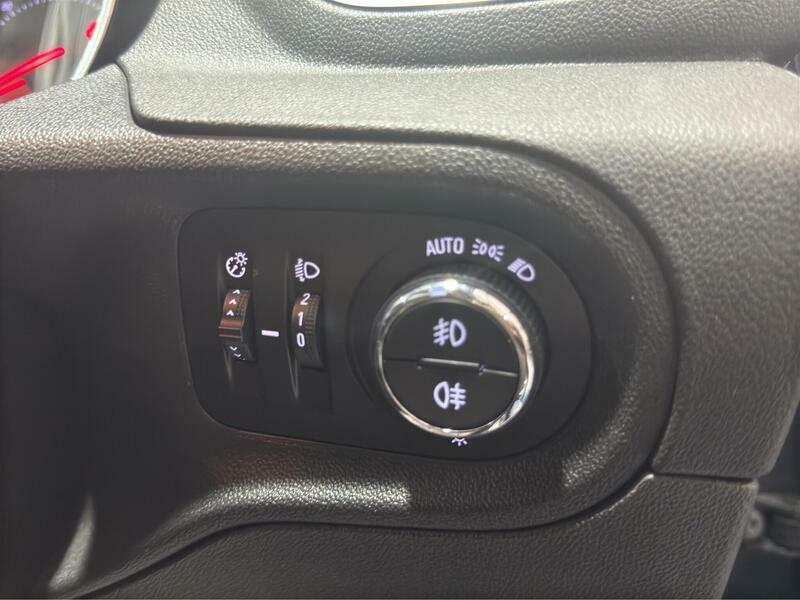 Vauxhall Grandland X 1.2 Turbo Sport Nav 8 Speed White #20