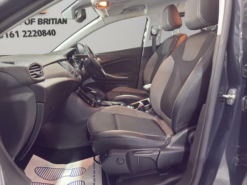 Vauxhall Grandland X 1.2 Turbo Sport Nav 8 Speed White #23