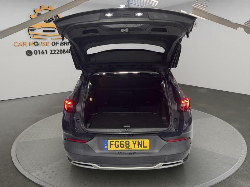 Vauxhall Grandland X 1.2 Turbo Sport Nav 8 Speed White #32