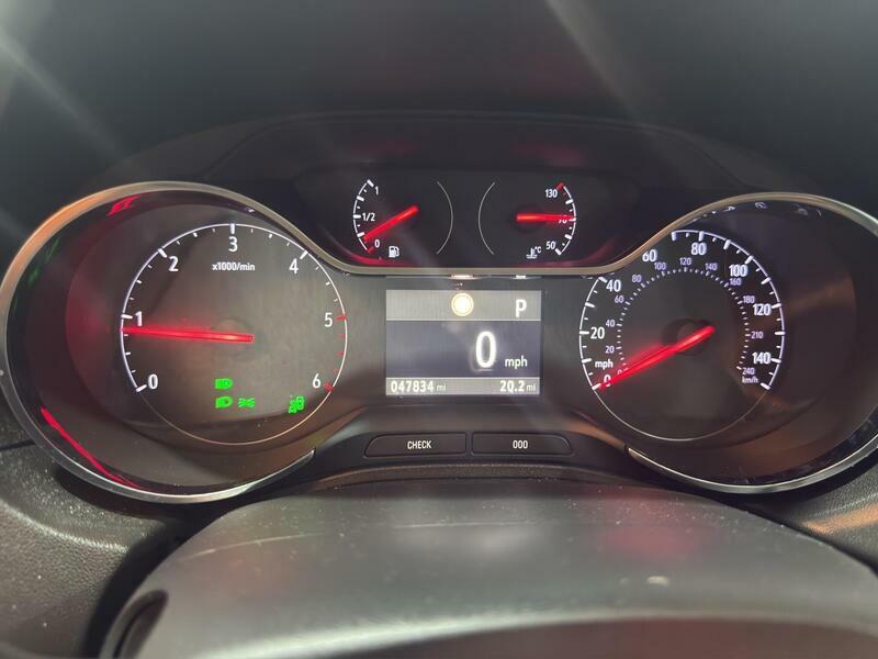 Vauxhall Grandland X 1.2 Turbo Sport Nav 8 Speed White #16
