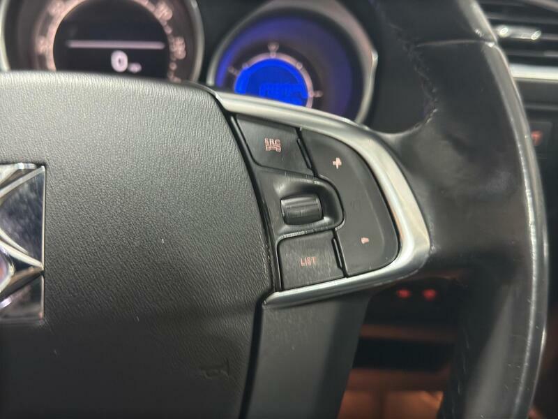 DS DS 4 Crossback Hatchback Black #19